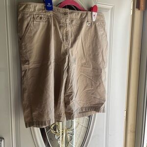 Sz 16 Bermuda shorts